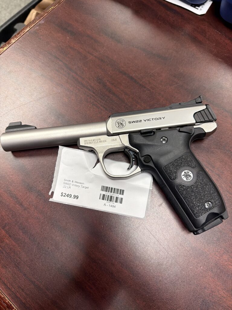 Smith & Wesson SW22 Victory